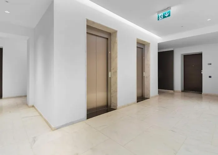 Apartament Lax Designer, Oasis Skyline Views, Parking *