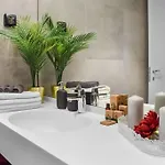 Appartement Lax Designer, Oasis Skyline Views, Parking *